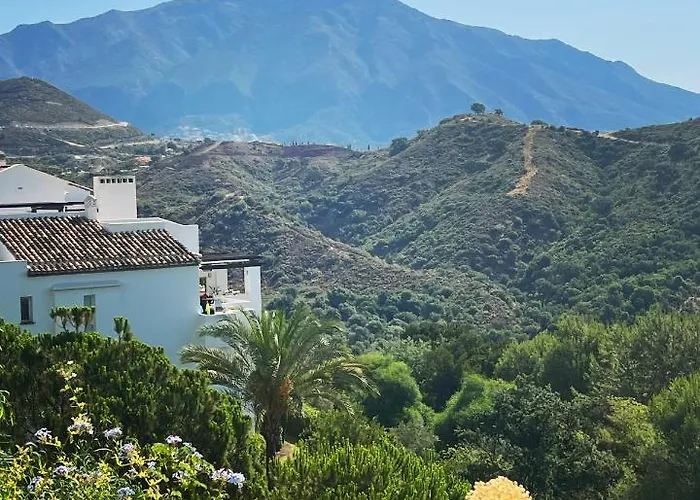 Altos De La Quinta II Apartment Marbella